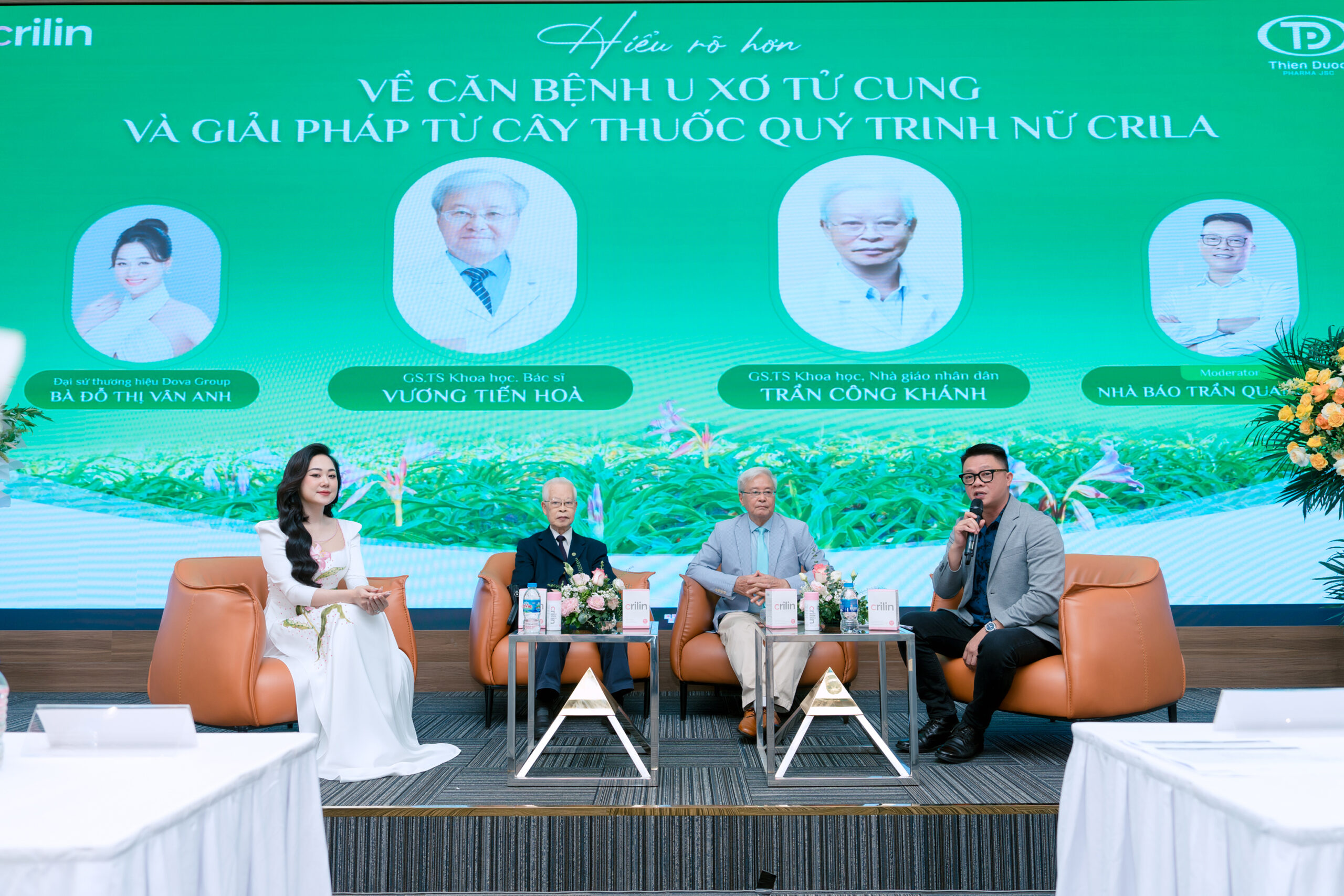 Talkshow với sự tham gia của nhiều khách mời và chuyên gia